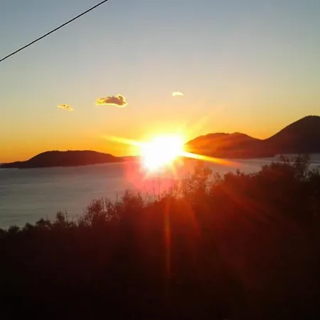 50 M From The Beach, Lerici-5 Terre, Gulf View レーリチ