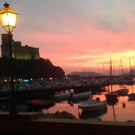 50 M From The Beach, Lerici-5 Terre, Gulf View Apartment