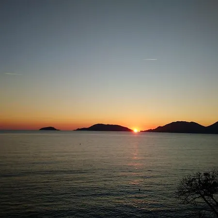 50 M From The Beach, Lerici-5 Terre, Gulf View *