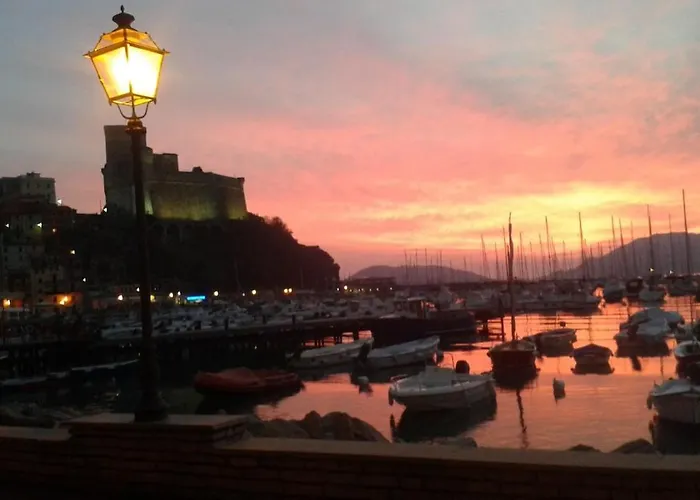 50 M From The Beach, Lerici-5 Terre, Gulf View Lägenhet